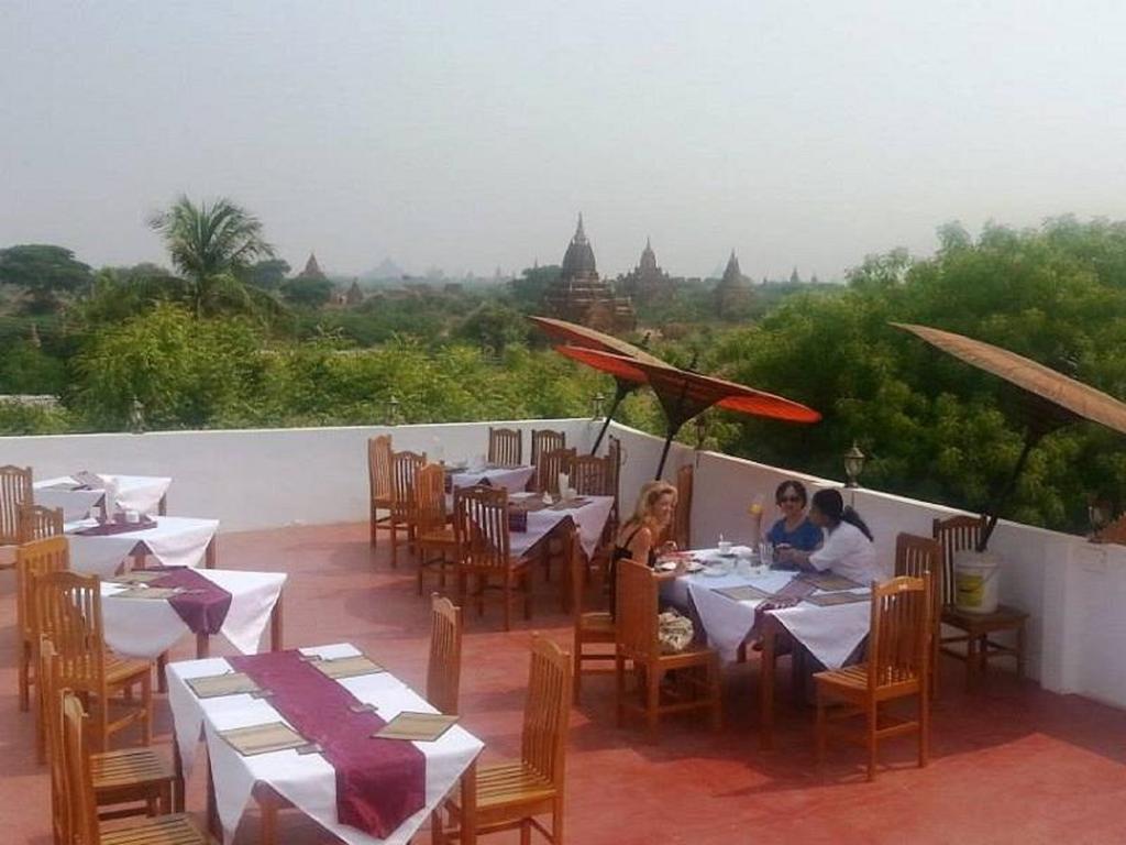 Manisanda Hotel Баган Екстериор снимка