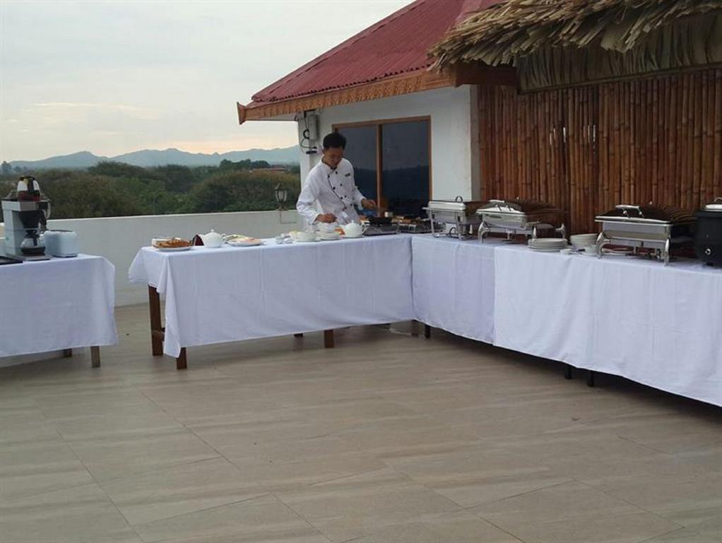 Manisanda Hotel Баган Екстериор снимка
