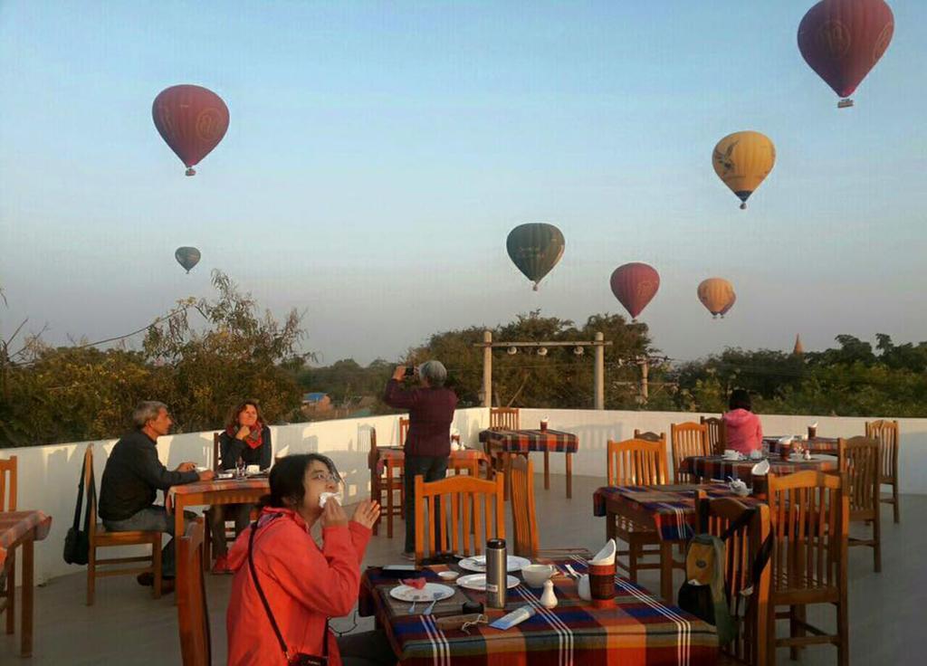 Manisanda Hotel Баган Екстериор снимка