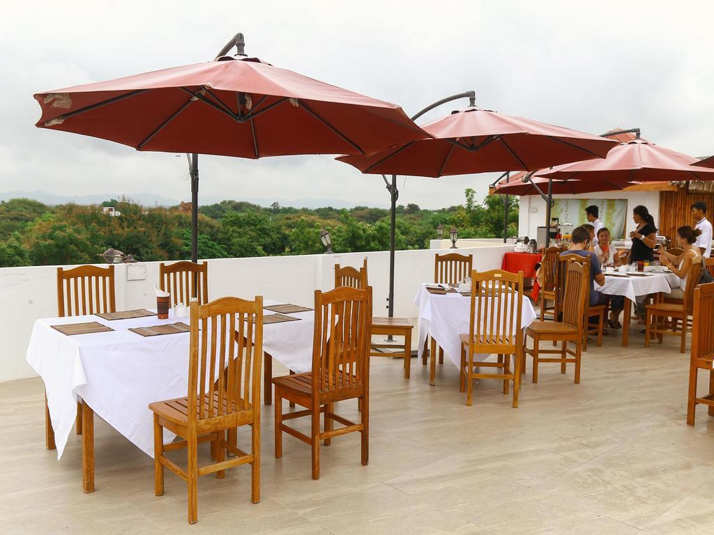 Manisanda Hotel Баган Екстериор снимка