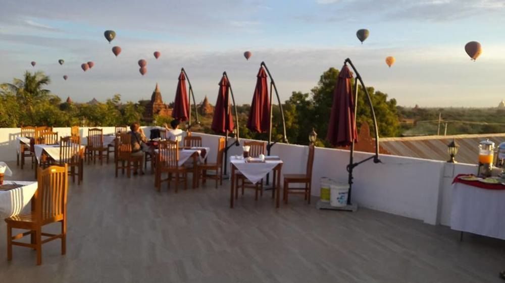 Manisanda Hotel Баган Екстериор снимка